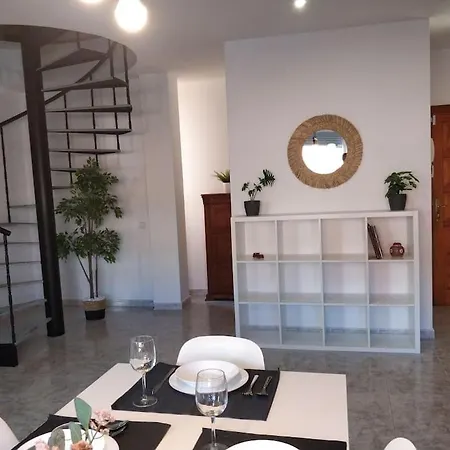 Vv Tirba, Precioso Duplex A 1 Minuto De La Playa דירה